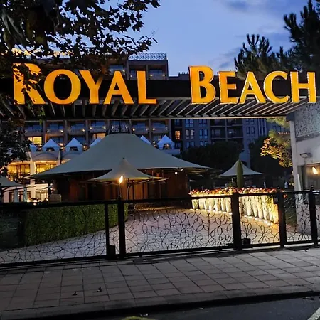 In Royal 5 Pool View Lägenhet