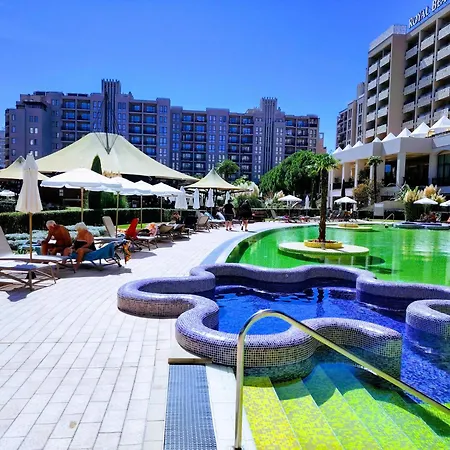 Lägenhet In Royal 5 Pool View *