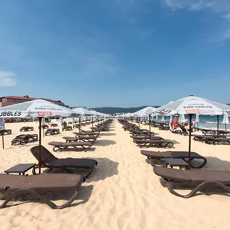 In Royal 5 Pool View Апартамент