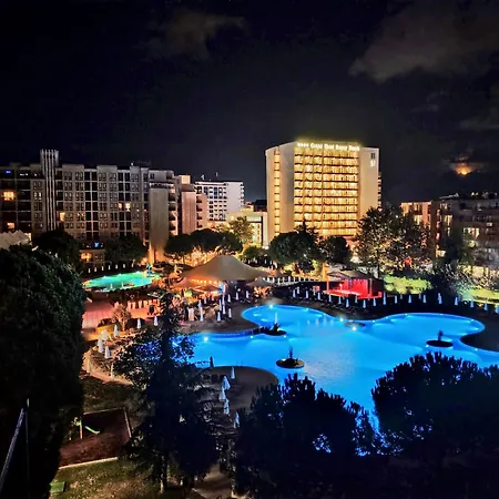 Апартамент In Royal 5 Pool View *