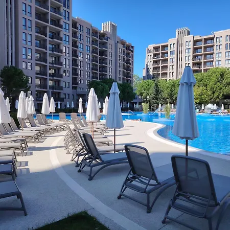 In Royal 5 Pool View * Sunny Beach