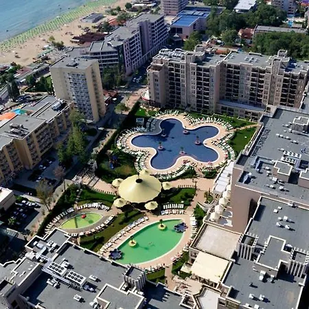 In Royal 5 Pool View Солнечный берег