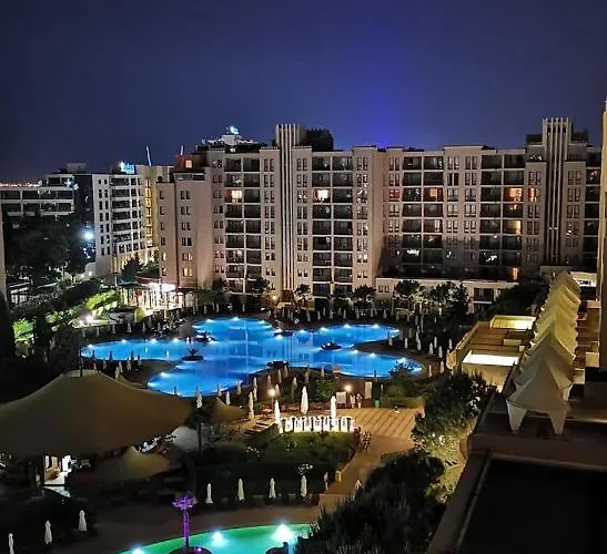 In Royal 5 Pool View Apartmán