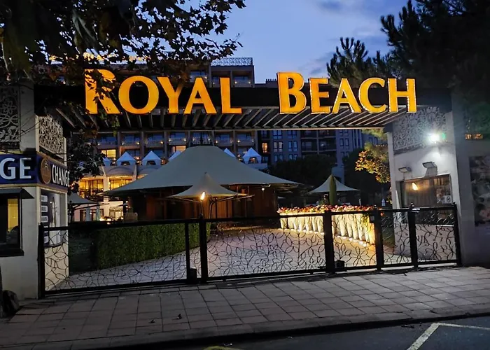 In Royal 5 Pool View Apartman