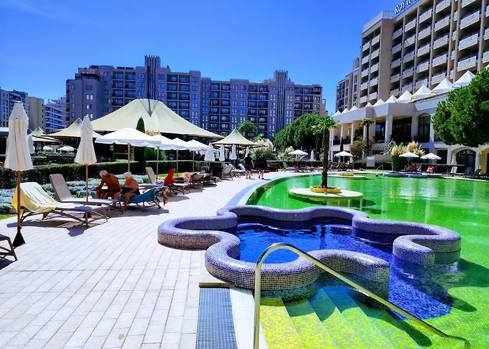 Apartmán In Royal 5 Pool View *