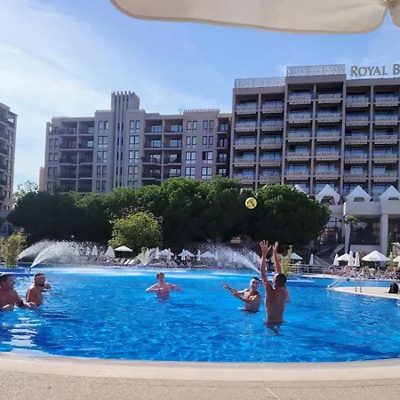 In Royal 5 Pool View Lägenhet