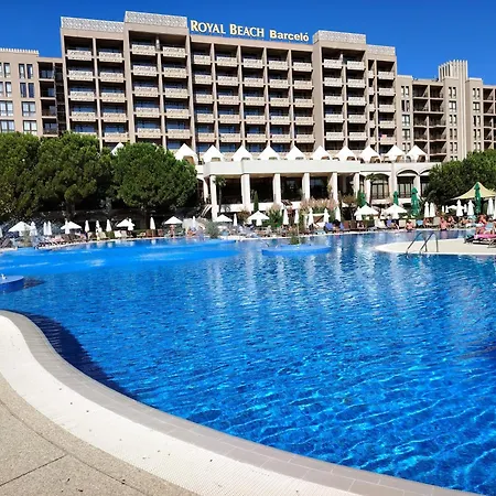 In Royal 5 Pool View דירה