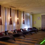 In Royal 5 Pool View Apartman Napospart
